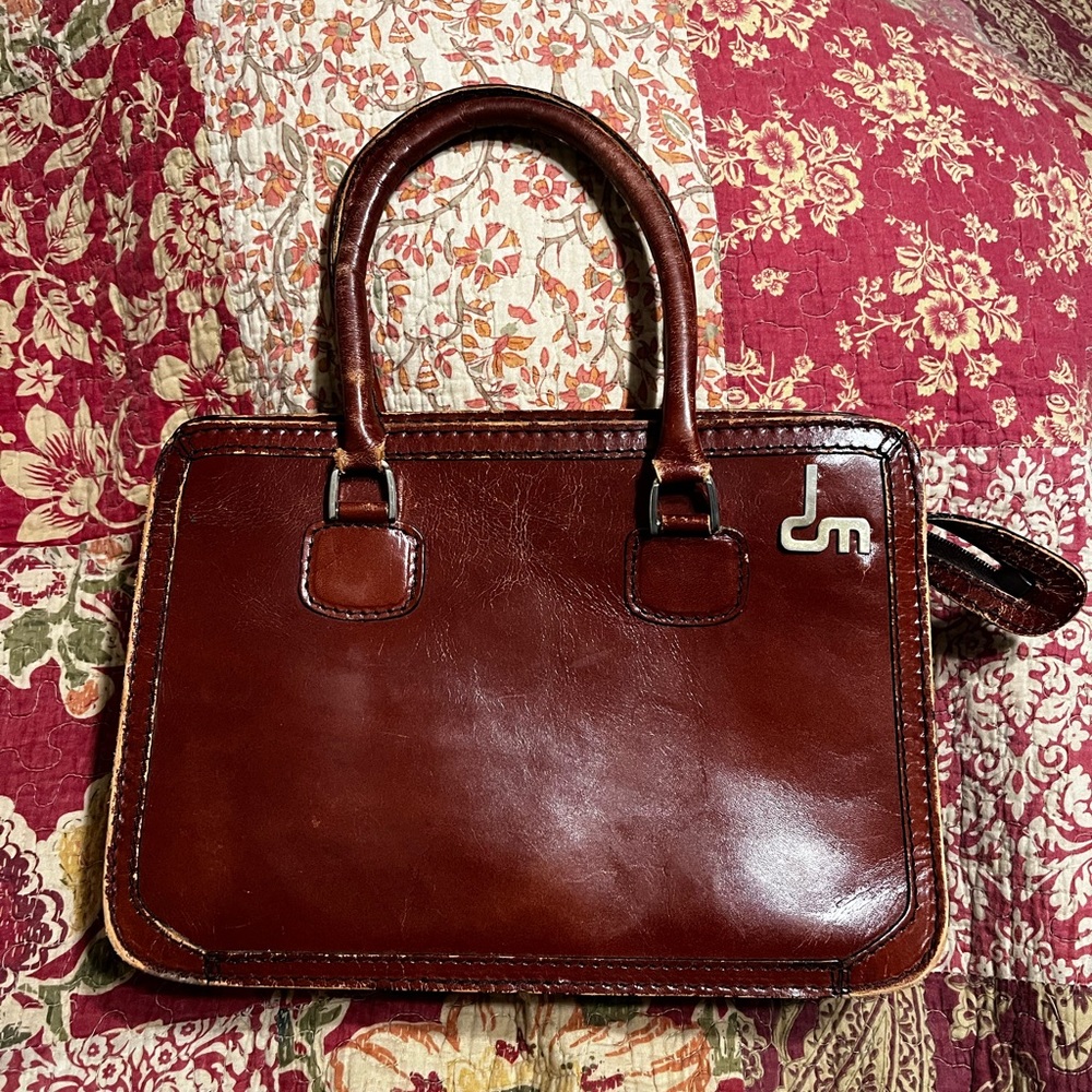 Vintage leather bag